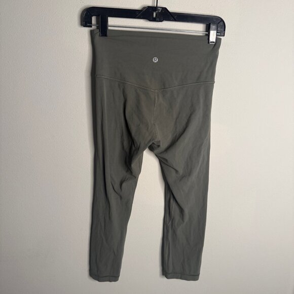 lululemon athletica Women's Align Crop 21" Leggings in Grey Sage - Size 6‎ - Picture 3 of 5